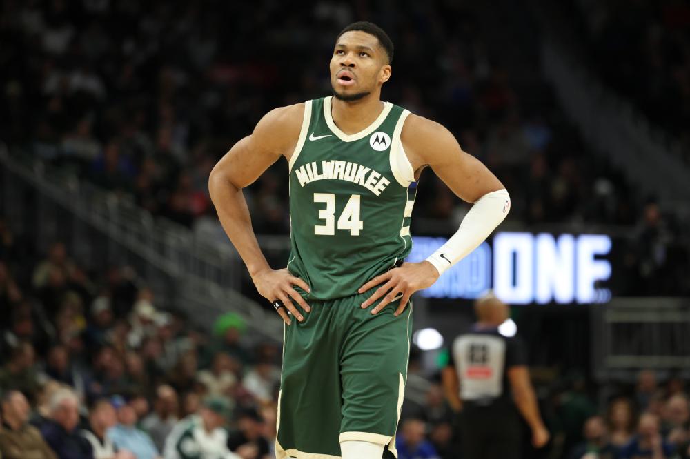 策显得格外 策显得格外