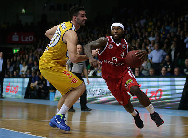 主场优势尽 主场优势尽