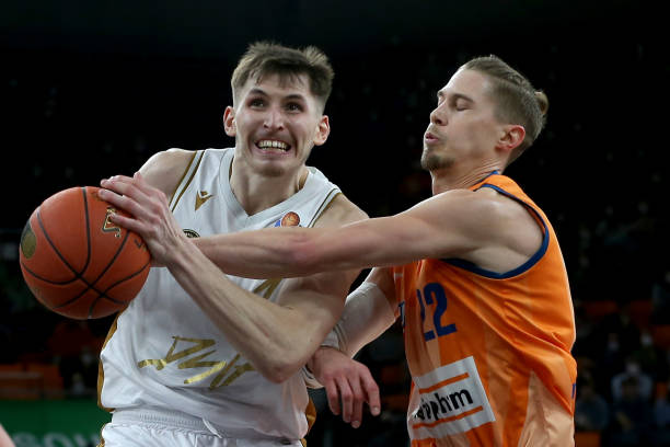 时回归无疑 时回归无疑