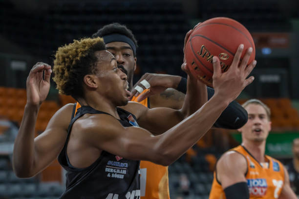 多变的战术 多变的战术